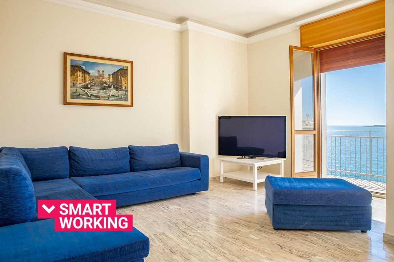 Ortigia Seafront Apartment By Wonderful Italy Syracuse Bagian luar foto