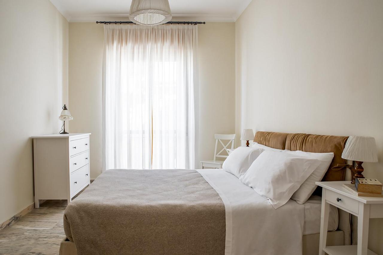Ortigia Seafront Apartment By Wonderful Italy Syracuse Bagian luar foto